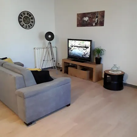 Maison De Avec Garage Et Terrasse *