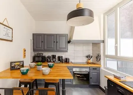 Maison De Avec Garage Et Terrasse