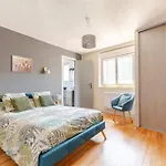 Maison De Avec Garage Et Terrasse アパート ルルド