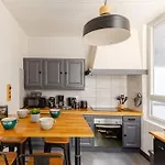 Maison De Avec Garage Et Terrasse