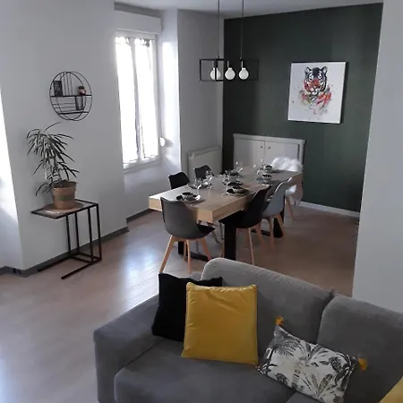 Apartament Maison De Avec Garage Et Terrasse Lourdes