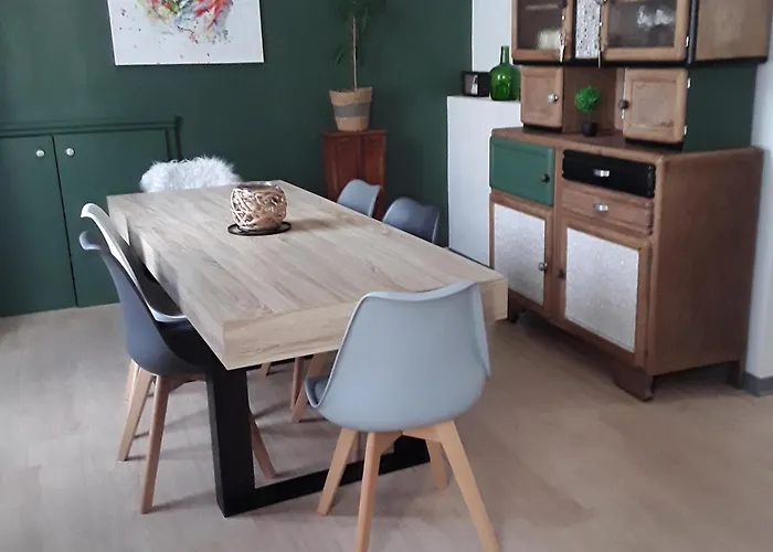 Maison De Avec Garage Et Terrasse *