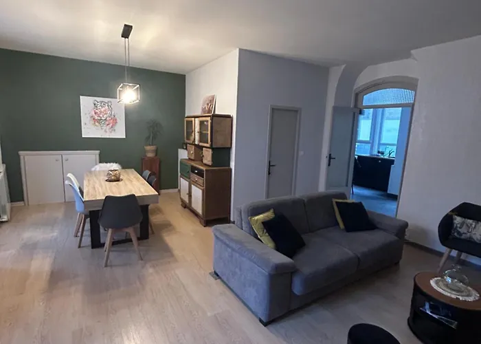 شقة Maison De Avec Garage Et Terrasse لورد