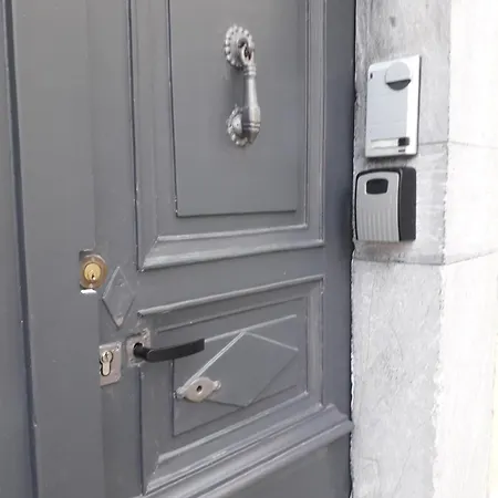 Lägenhet Maison De Avec Garage Et Terrasse