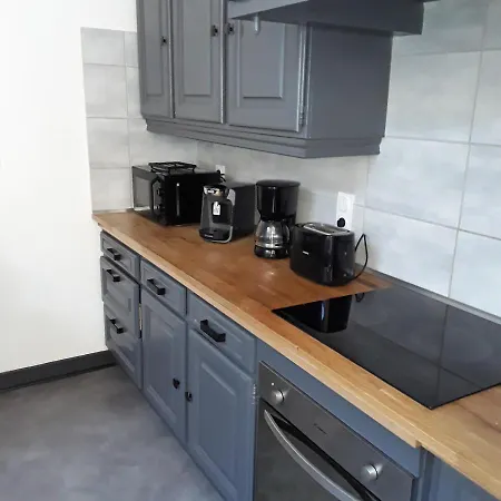 Maison De Avec Garage Et Terrasse Lägenhet